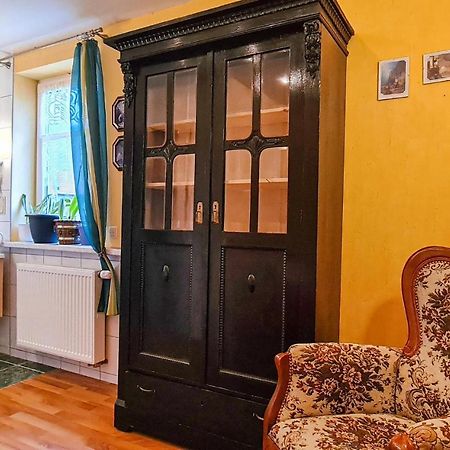 2 Bedroom Cozy Apartment In Зуль Екстер'єр фото