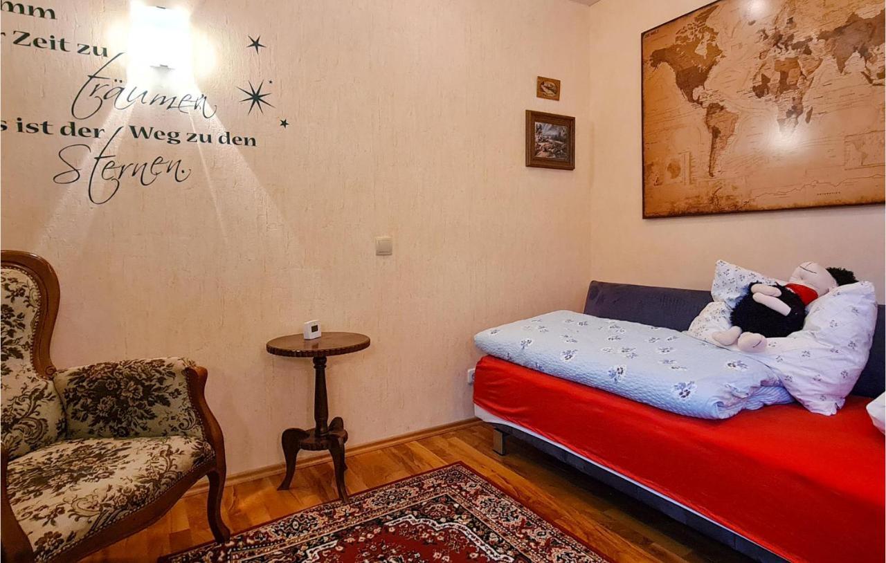 2 Bedroom Cozy Apartment In Зуль Екстер'єр фото