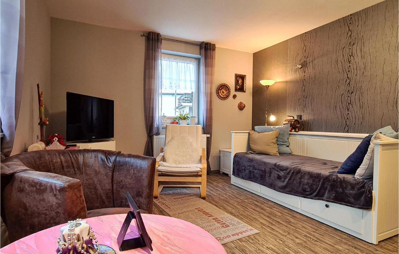 2 Bedroom Cozy Apartment In Зуль Екстер'єр фото